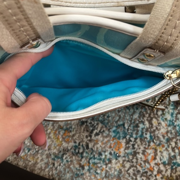 Coach tote - Picture 3 of 7